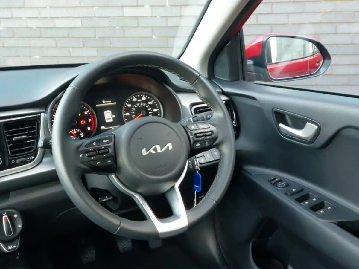 2021-kia-rio-10-t-gdi-2-big-9
