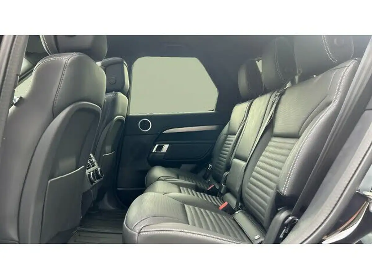 2024-land-rover-discovery-30-d350-dynamic-hse-big-3