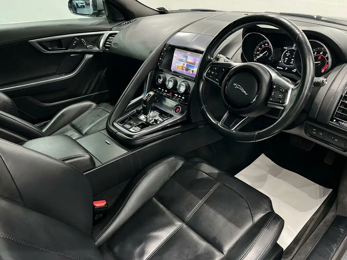 2017-jaguar-f-type-30-v6-sc-coupe-auto-big-18