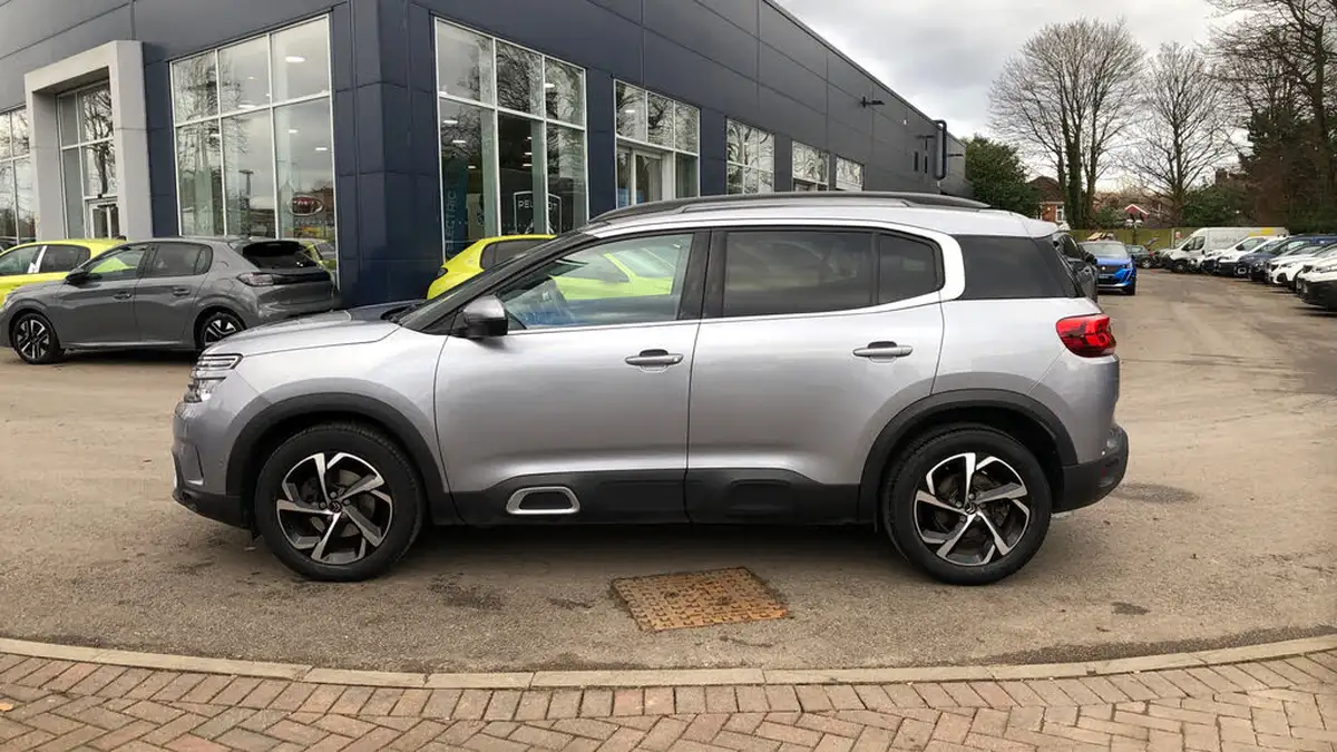 2021-citroen-c5-aircross-12-puretech-flair-big-5