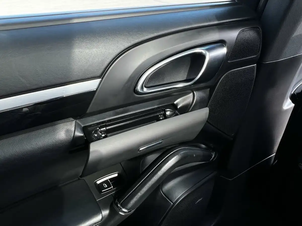2012-porsche-cayenne-30-s-big-61