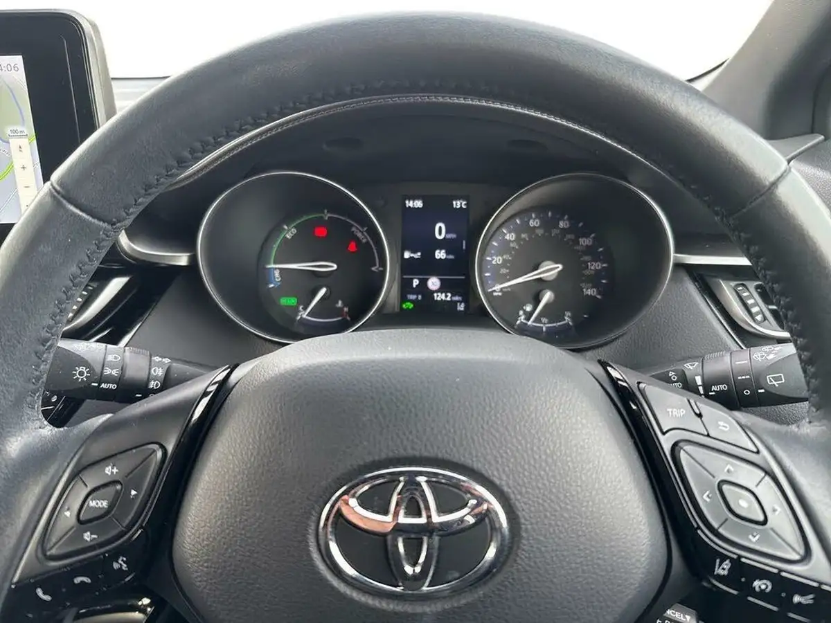 2023-toyota-c-hr-18-vvt-i-design-120bhp-big-12