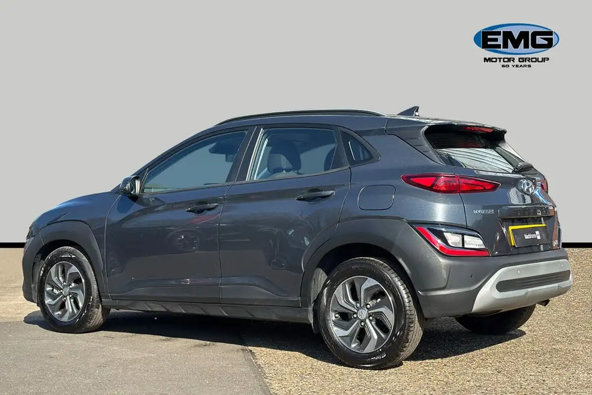 2021-hyundai-kona-16-gdi-se-connect-big-3