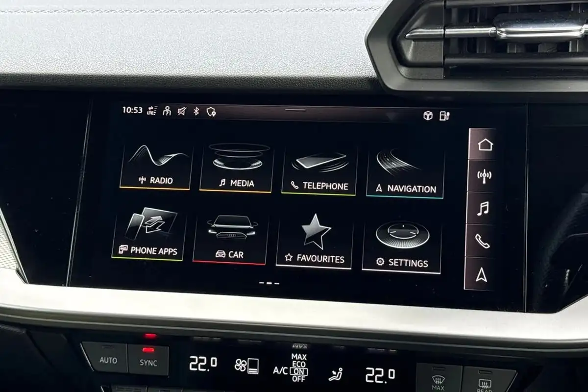 2021-audi-a3-14-40-tfsi-e-s-line-big-27