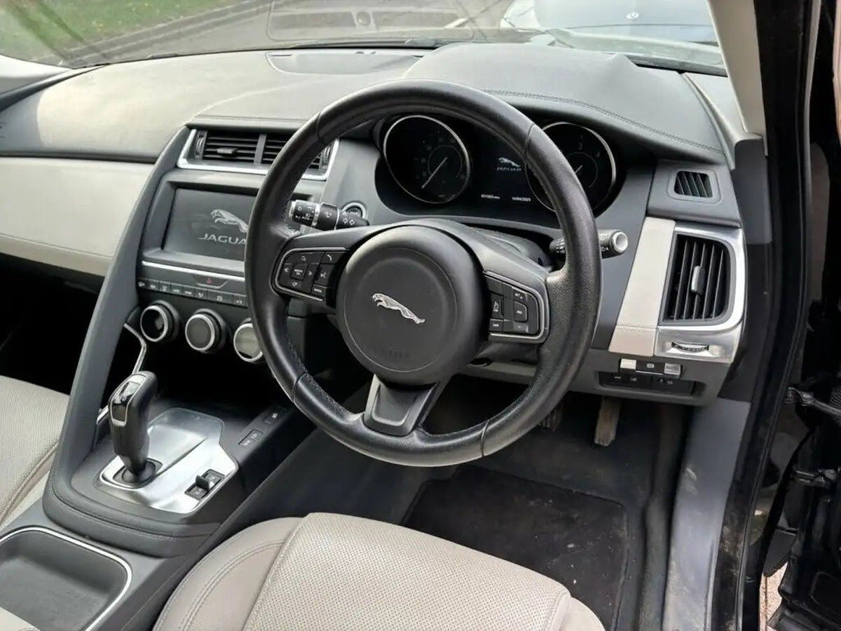2018-jaguar-e-pace-20-i4d-s-awd-auto-big-15