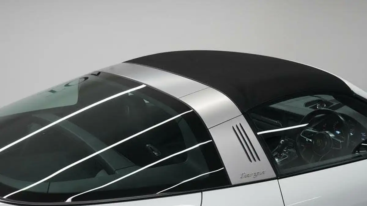 2016-porsche-911-30-targa-4-s-pdk-big-31