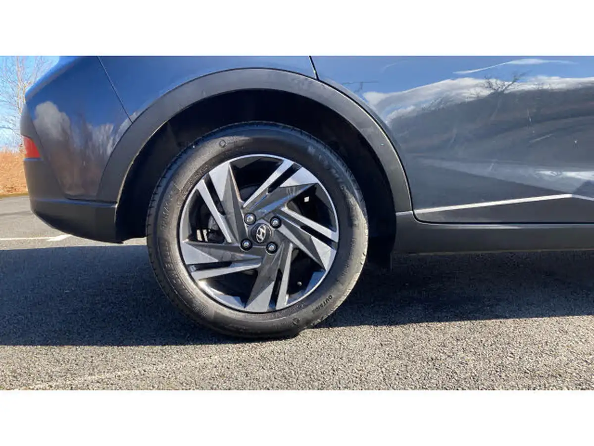 2022-hyundai-bayon-10-t-gdi-se-connect-big-6