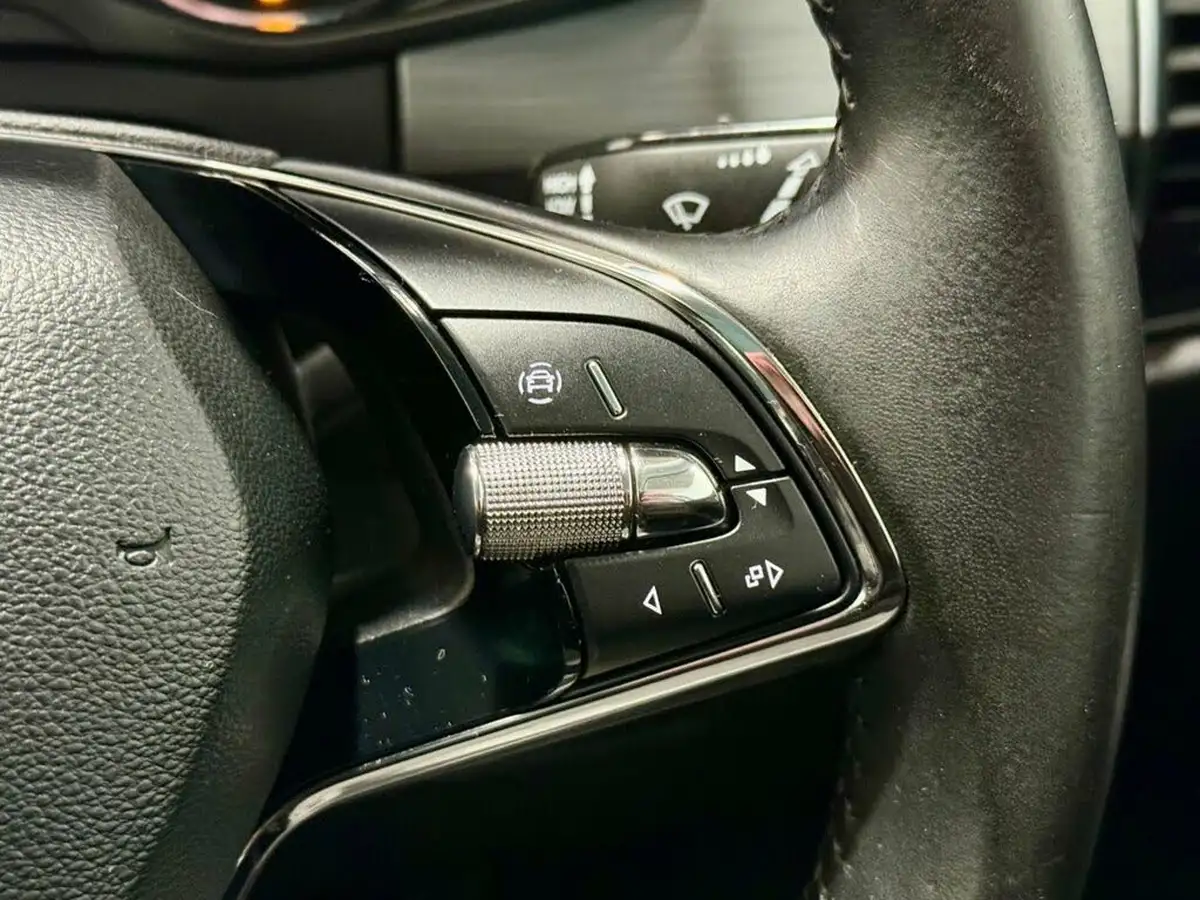 2020-skoda-kodiaq-20tdi-se-4x4-5-dsg-big-14
