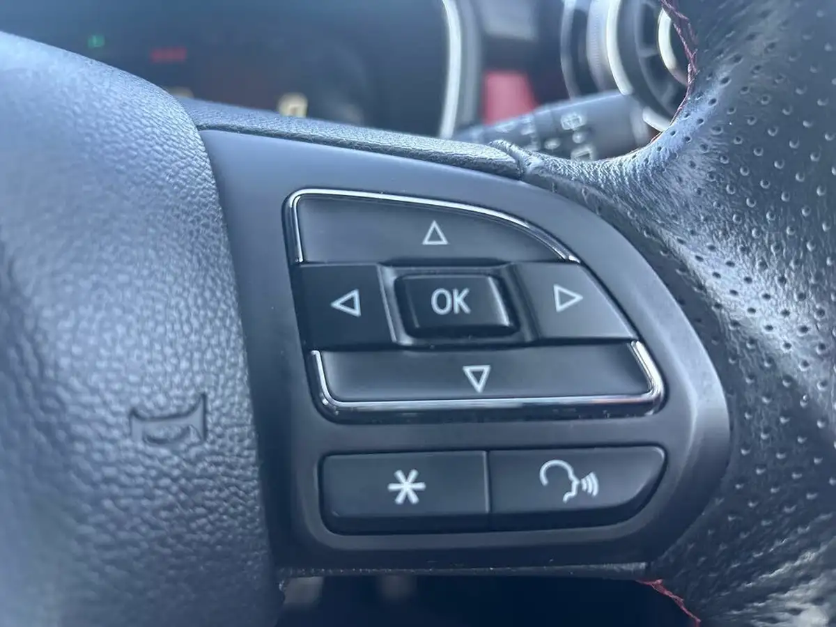 2022-mg-hs-15t-gdi-exclusive-258ps-plug-in-hybrid-auto-big-21