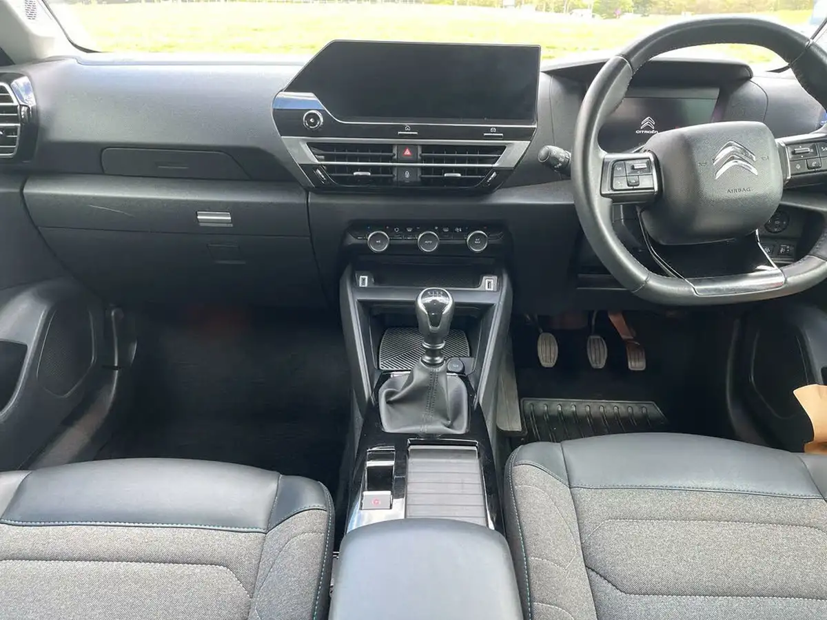 2021-citroen-c4-12-puretech-sense-plus-big-14