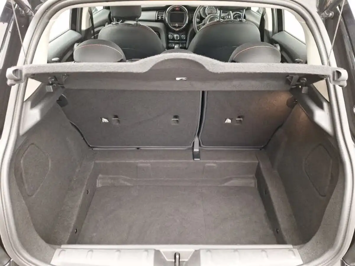 2019-mini-cooper-15-cooper-classic-hatchback-5d-big-7