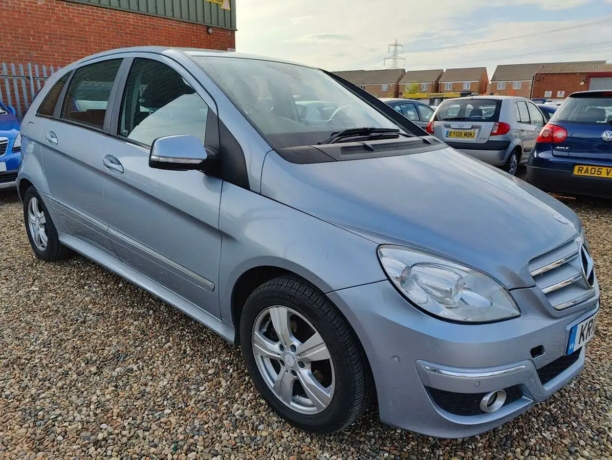 2010-mercedes-benz-b-class-15-b160-se-cvt-big-0
