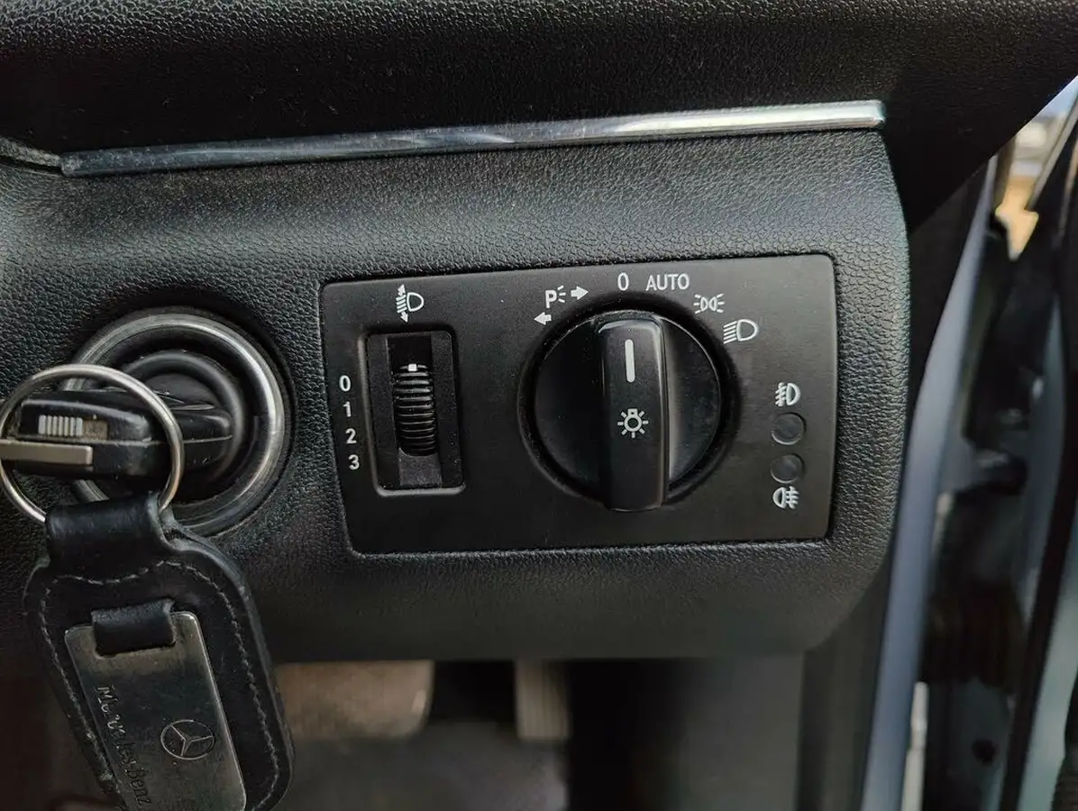 2010-mercedes-benz-b-class-15-b160-se-cvt-big-24