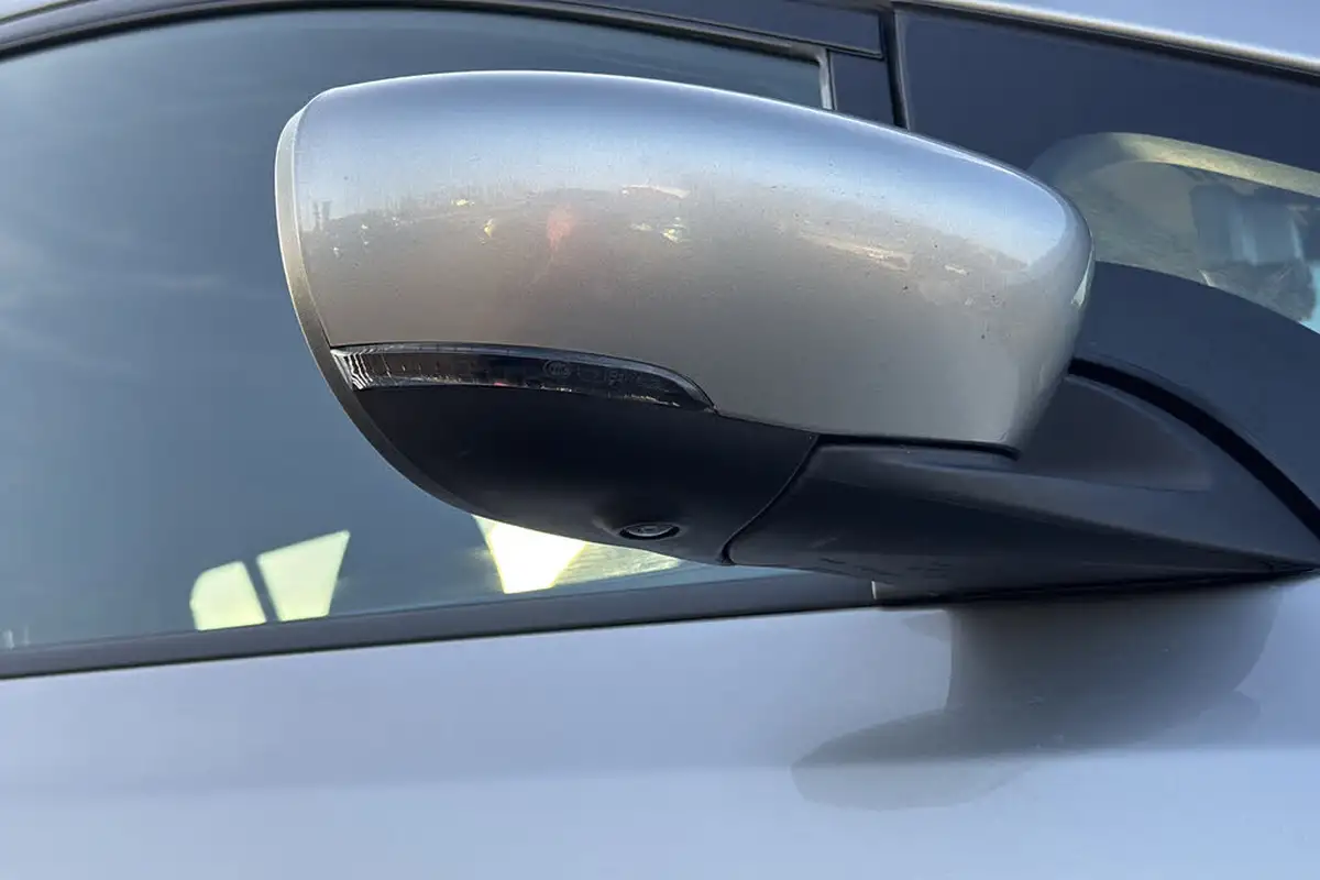 2021-nissan-leaf-e-e-tekna-big-38