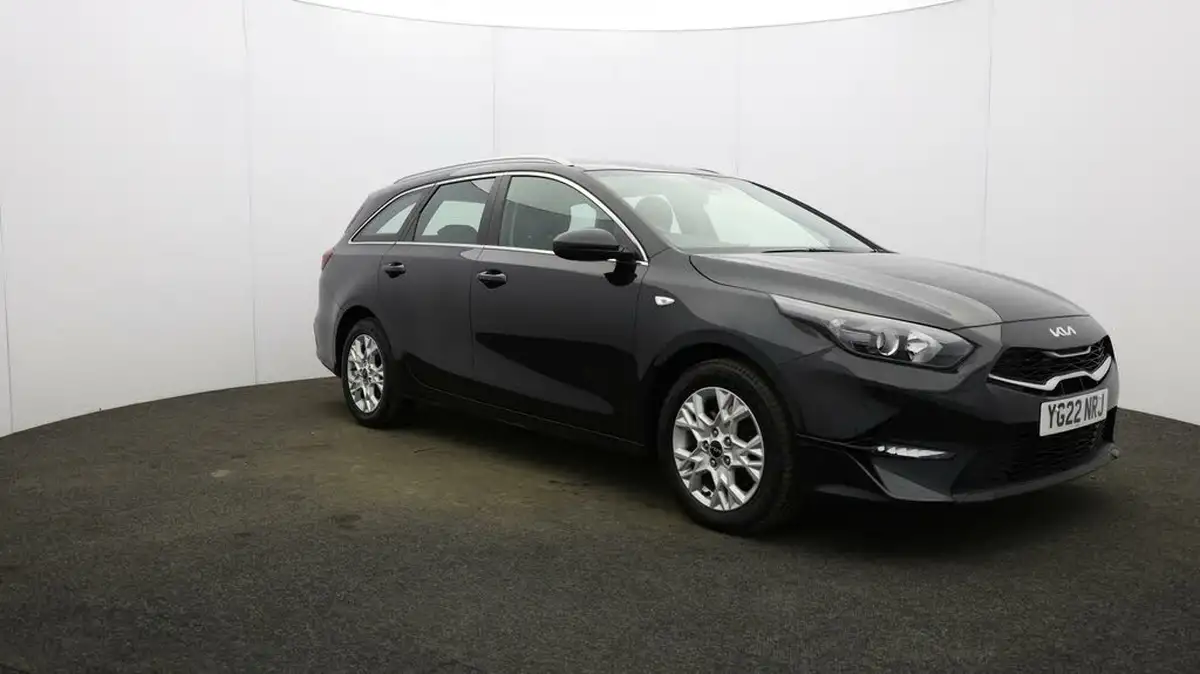 2022-kia-ceed-10-t-gdi-2-sportswagon-big-38