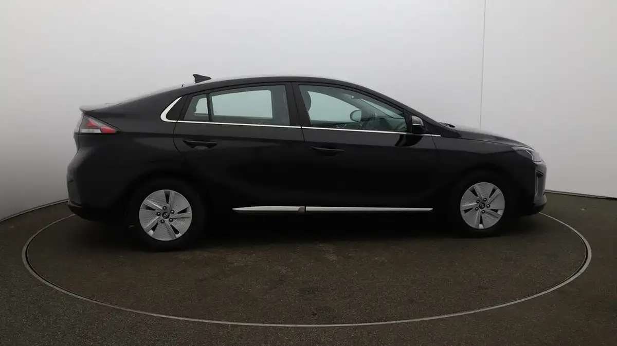 2021-hyundai-ioniq-16-gdi-premium-hybrid-big-8