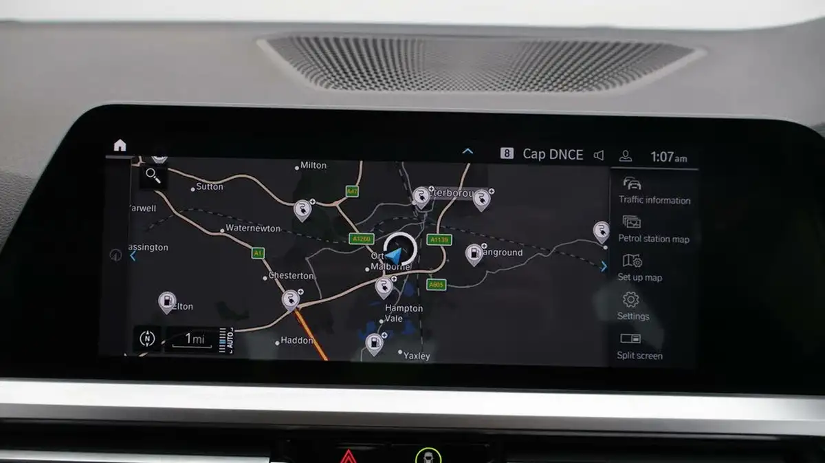 2022-bmw-3-series-20-330e-sport-pro-saloon-4d-big-11