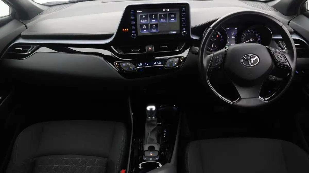 2020-toyota-c-hr-18-vvt-i-design-big-12
