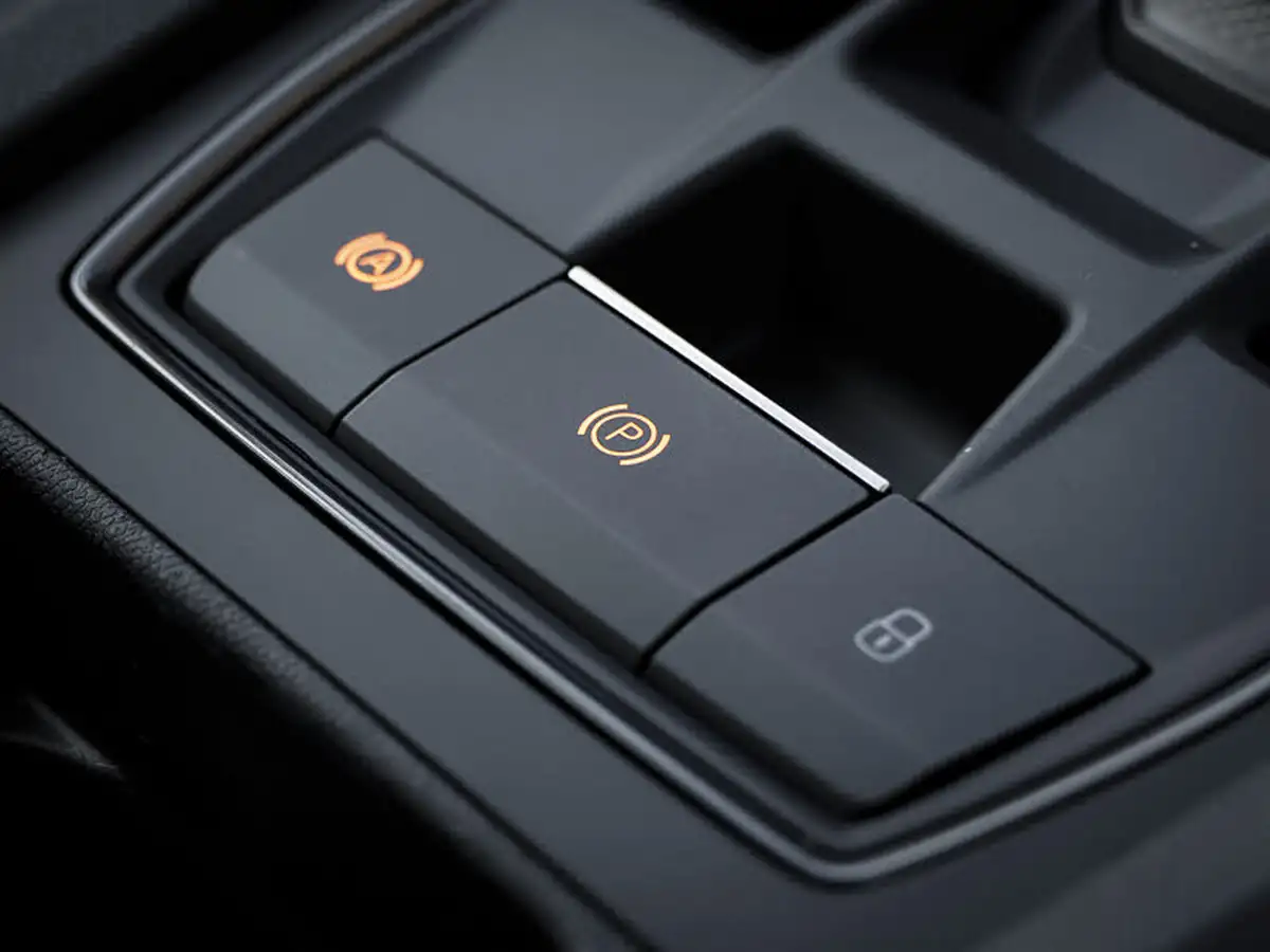 2022-cupra-formentor-15-tsi-v2-dsg-big-13
