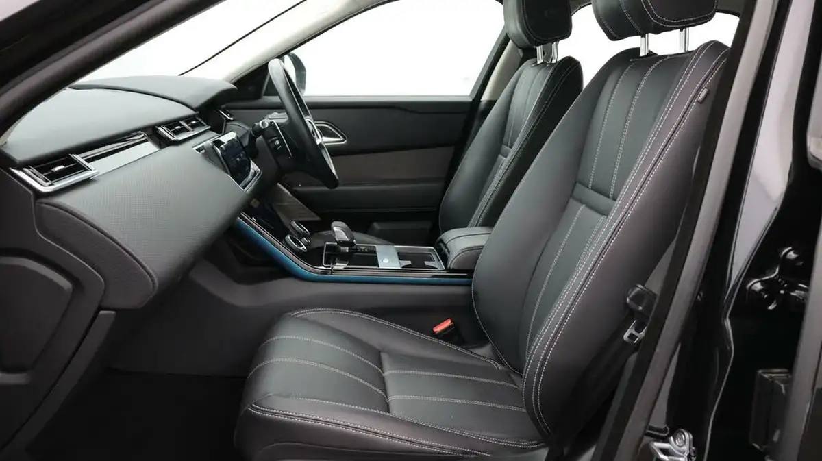 2021-land-rover-range-rover-velar-20-p250-se-big-14