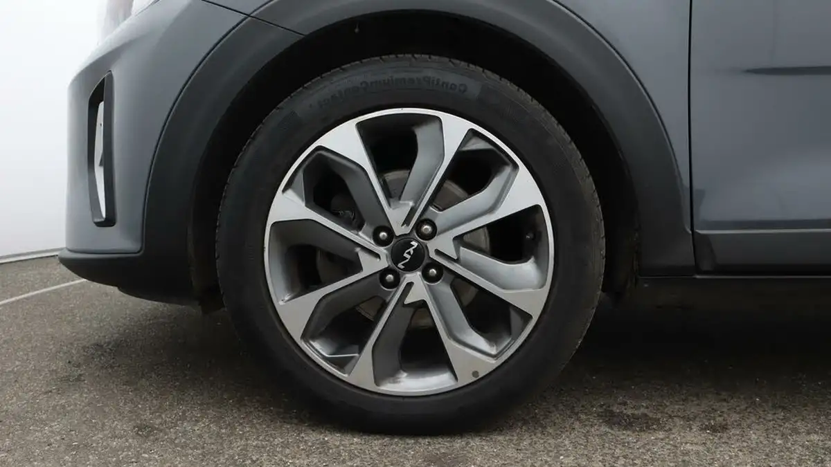 2022-kia-stonic-10-t-gdi-connect-big-18