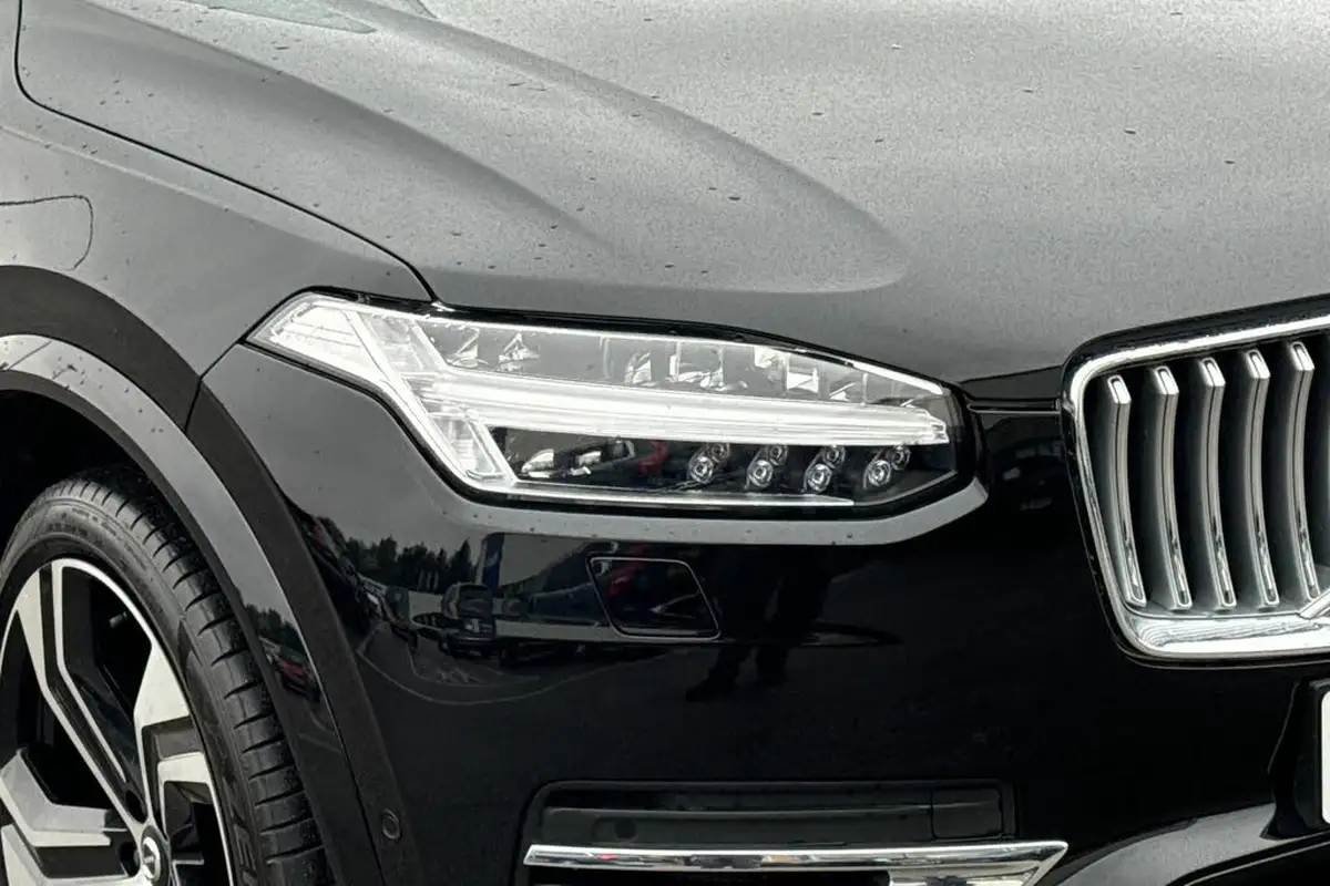 2023-volvo-xc90-20-t8-ultimate-dark-big-17
