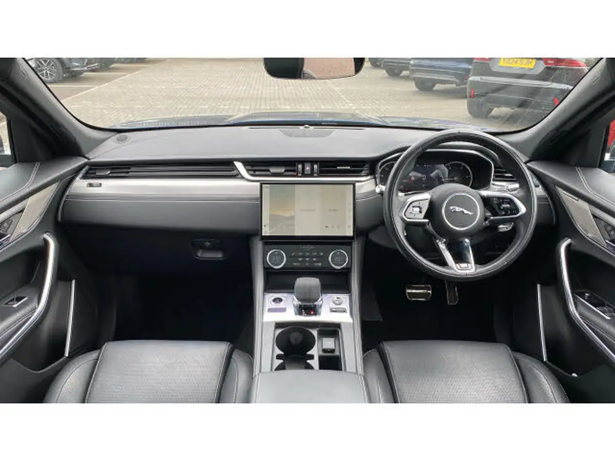 2022-jaguar-f-pace-20-d200-r-dynamic-se-big-8