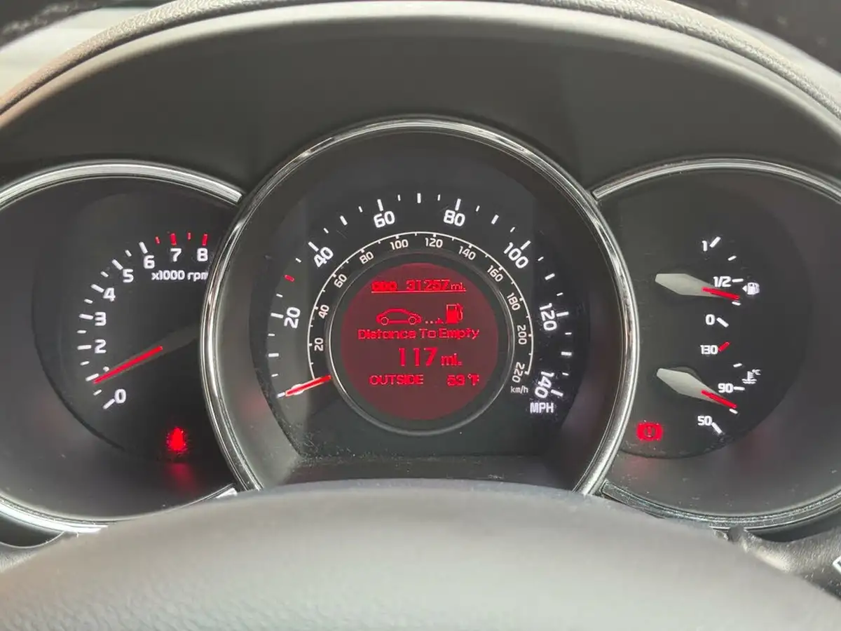 2017-kia-rio-14-4-big-27