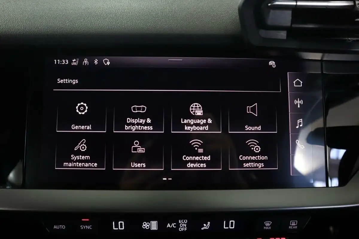 2022-audi-s3-20-tfsi-sportback-5d-big-45