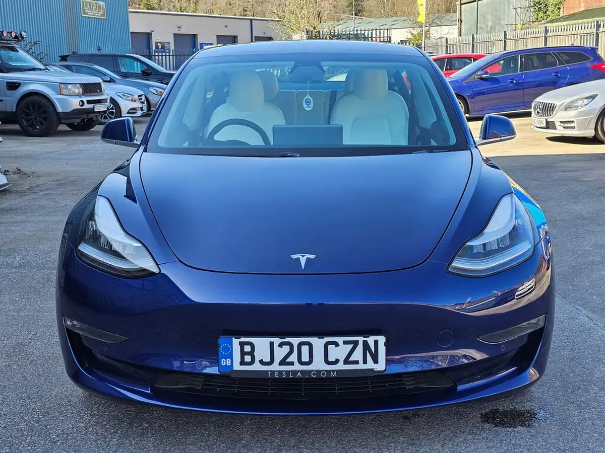2020-tesla-model-3-e-performance-big-3