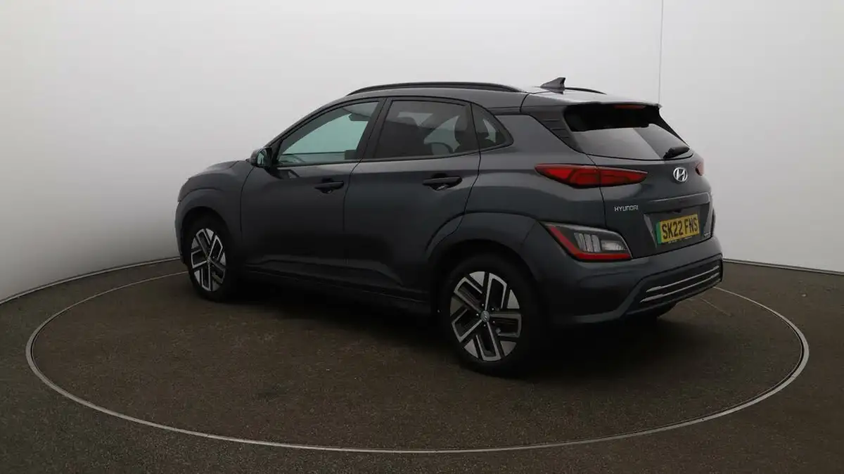 2022-hyundai-kona-e-premium-204ps-64kwh-7kw-obc-big-5