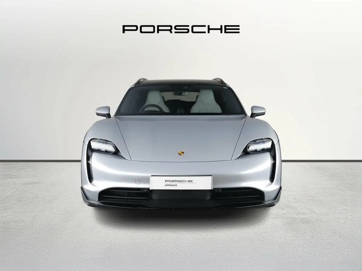 2023-porsche-taycan-e-4s-cross-turismo-big-5