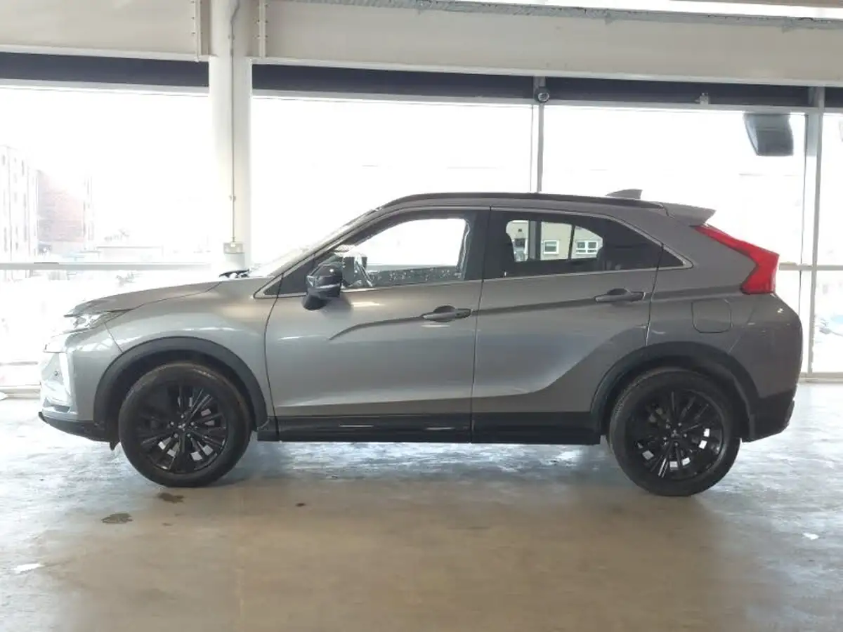 2019-mitsubishi-eclipse-cross-15-black-4wd-auto-big-3