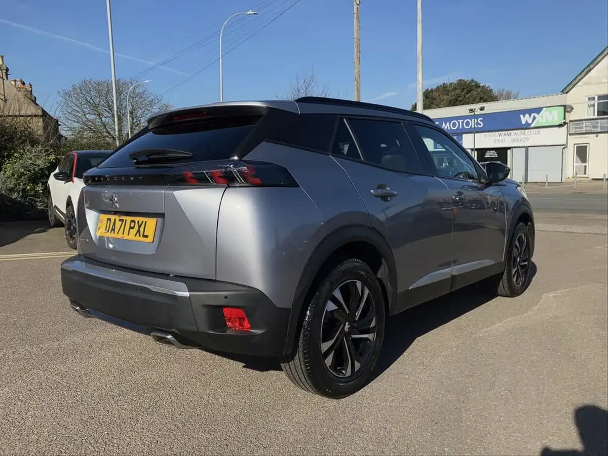 2021-peugeot-2008-suv-12-puretech-allure-premium-130bhp-eat8-big-39