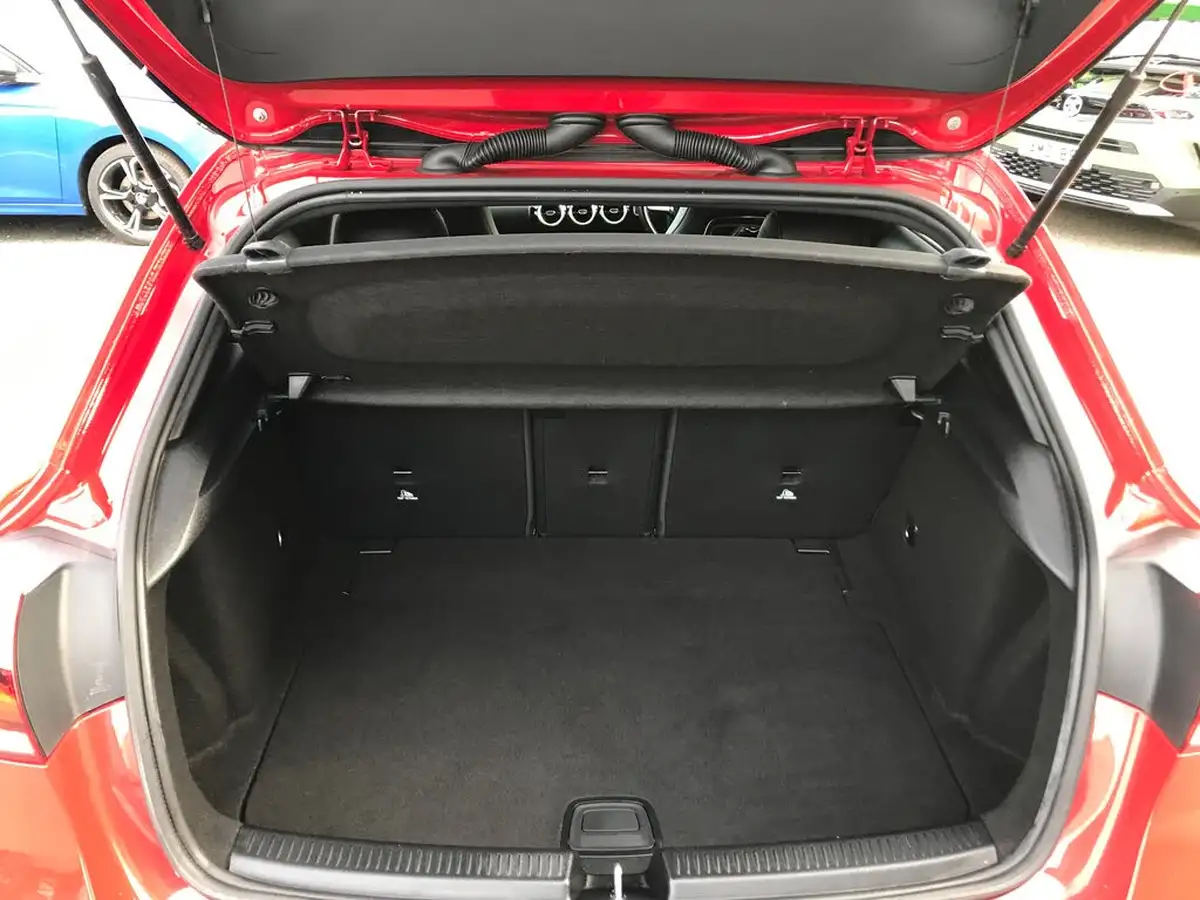 2019-mercedes-benz-a-class-15d-a180d-amg-line-executive-hatchback-5d-7g-dct-big-7