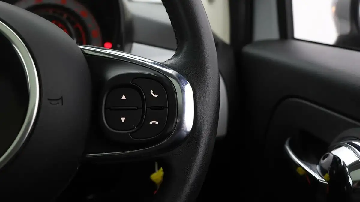 2019-fiat-500-12-collezione-fall-big-21