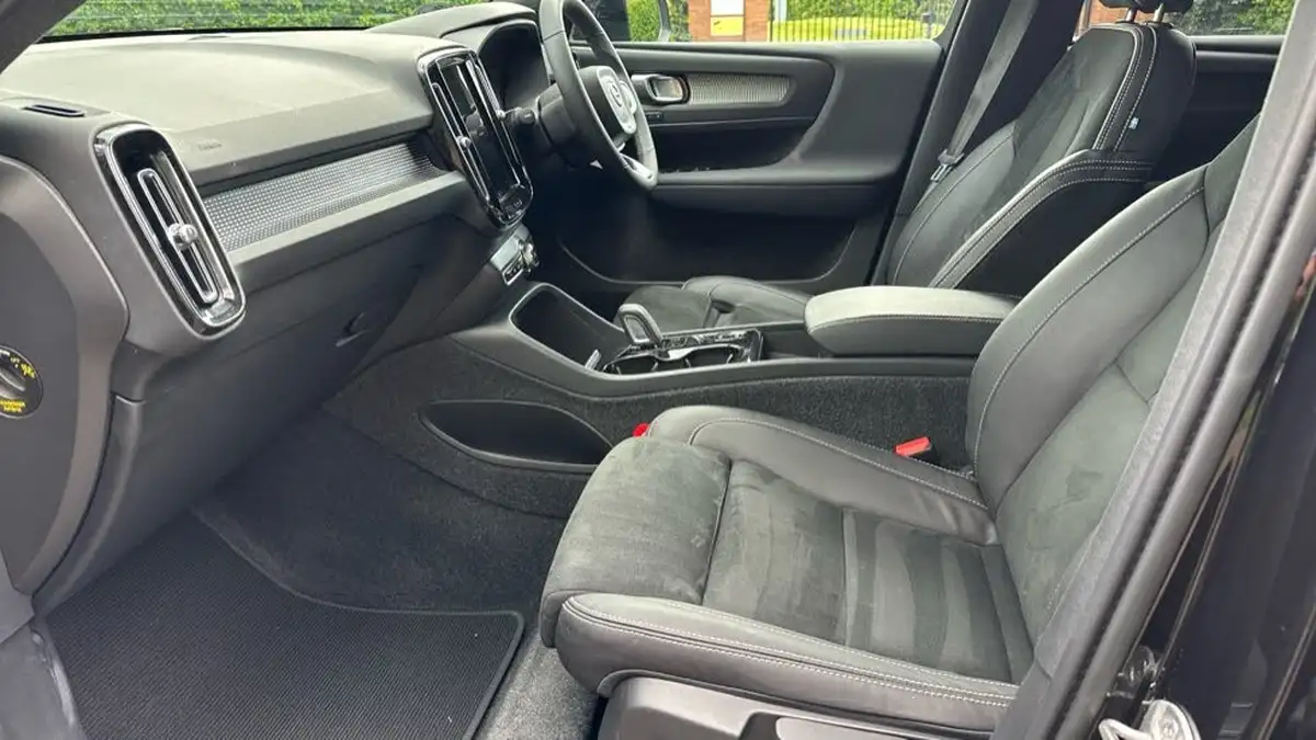 2022-volvo-xc40-15-t5-r-design-pro-big-23