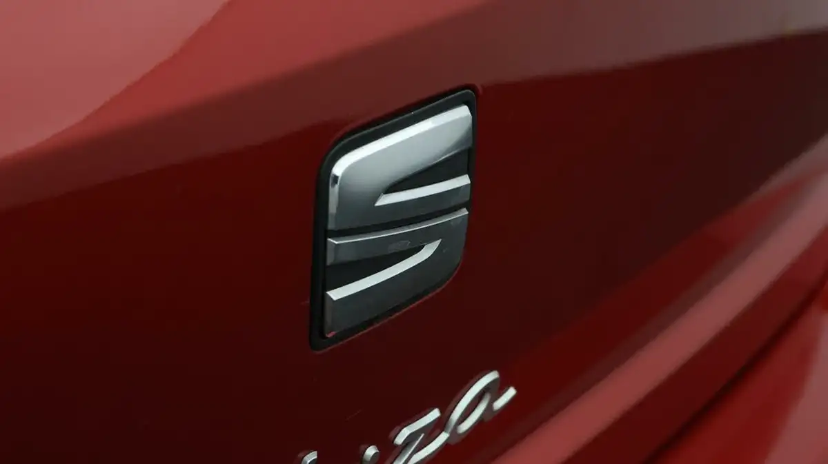 2021-seat-ibiza-10-tsi-se-technology-big-19