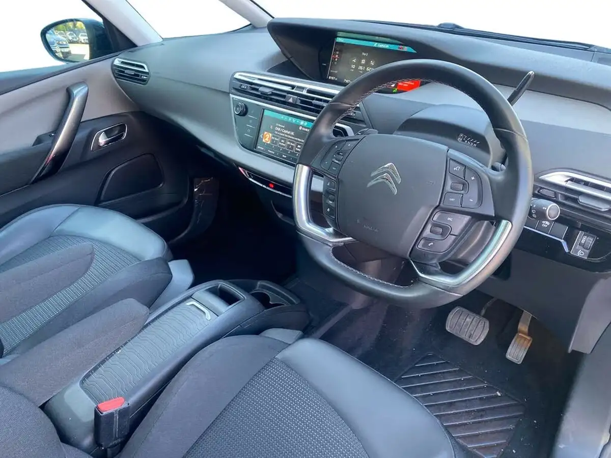 2022-citroen-grand-c4-spacetourer-15bluehdi-shine-eat8-big-4