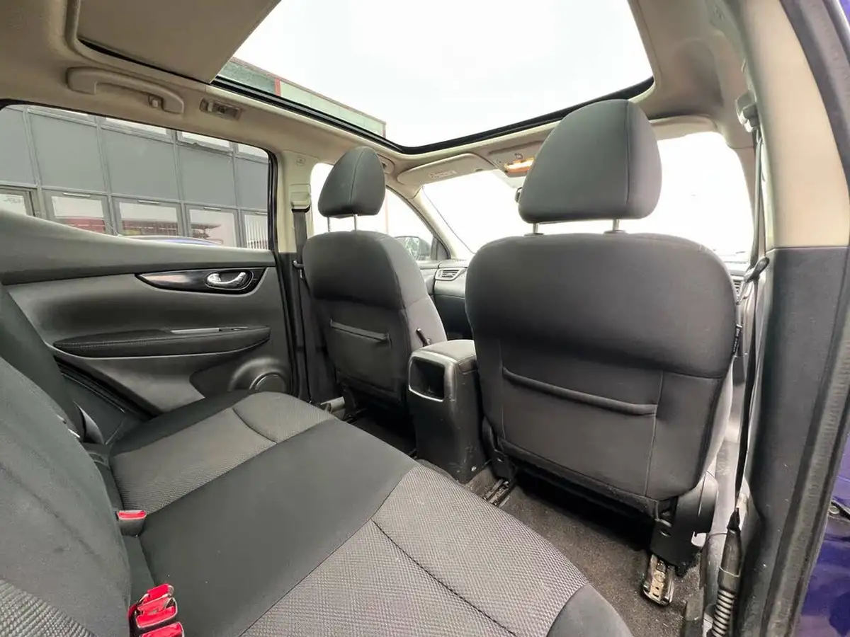 2015-nissan-qashqai-12-n-tec-big-24