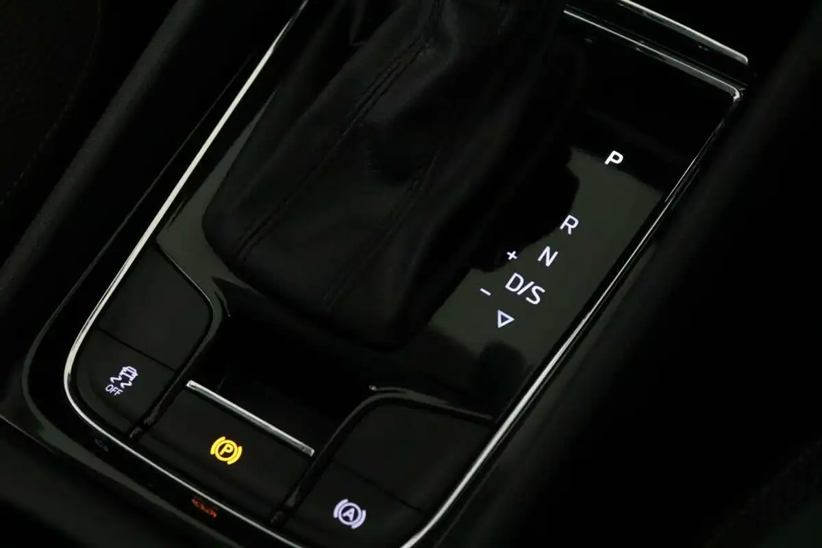 2022-skoda-kodiaq-15-tsi-se-5-dsg-big-26