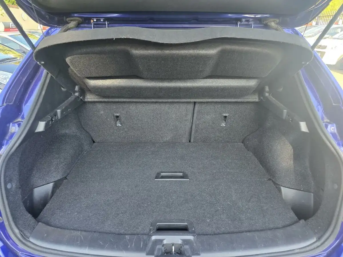 2015-nissan-qashqai-16dci-tekna-xtronic-cvt-big-8