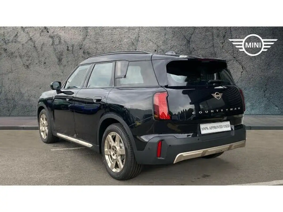 2024-mini-countryman-e-cooper-e-exclusive-big-1