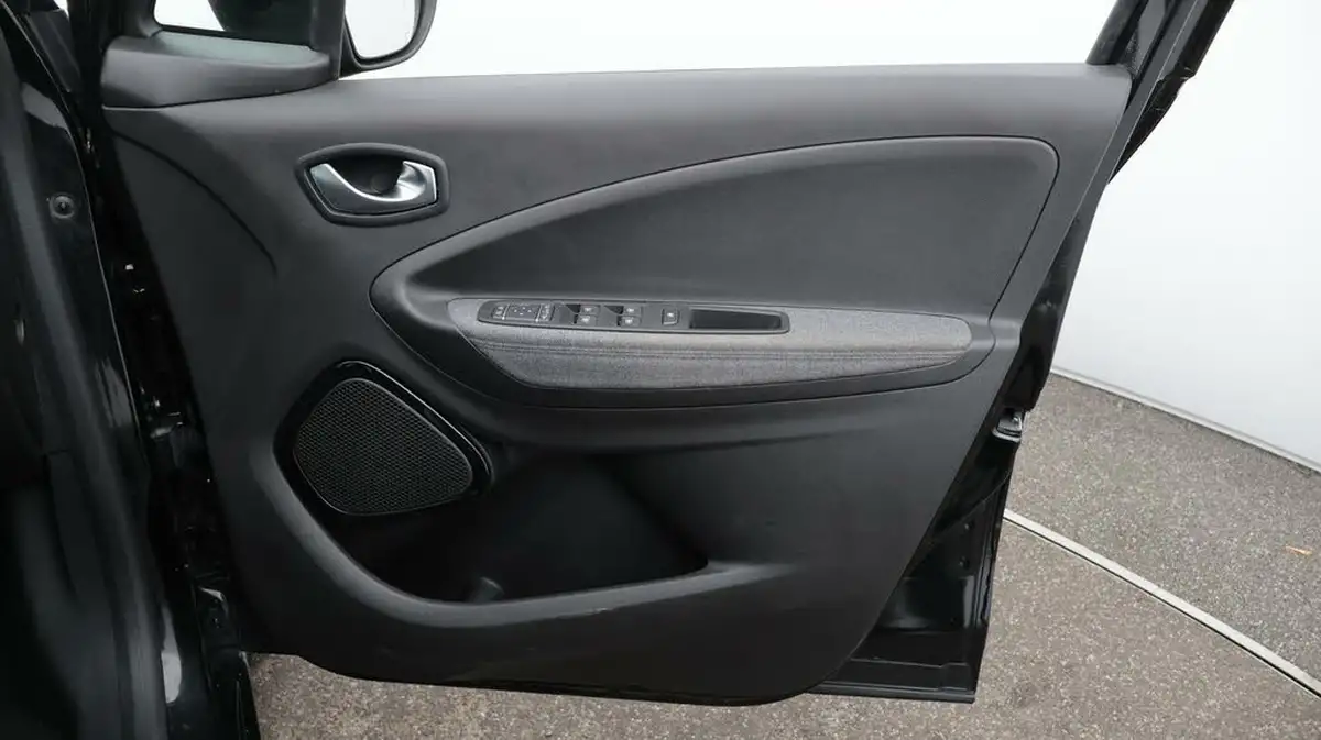 2022-renault-zoe-e-gt-edition-big-15