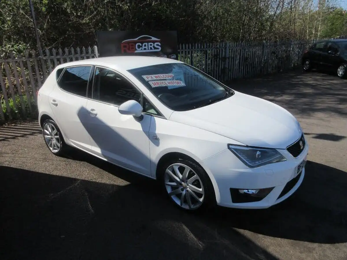 2013-seat-ibiza-12-fr-105-hatchback-5d-big-7