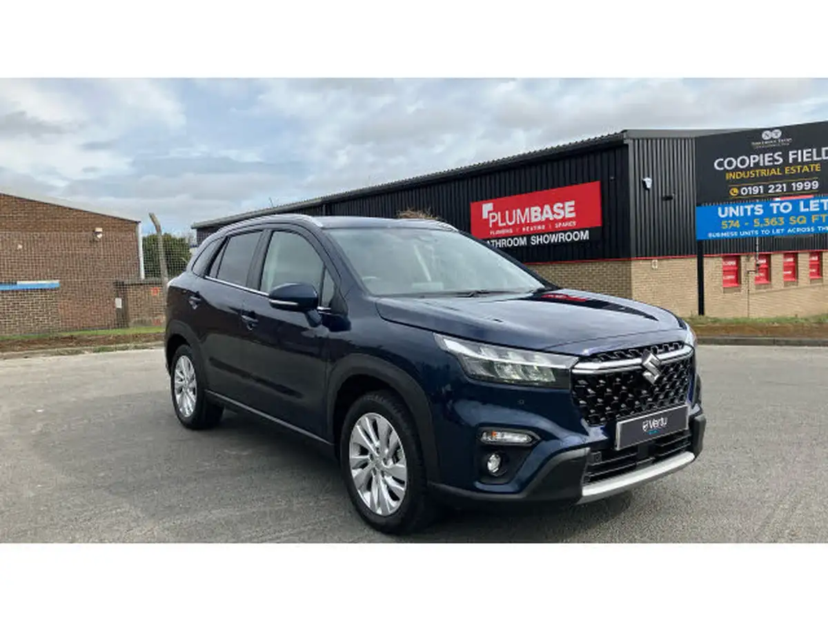 2023-suzuki-s-cross-15-motion-big-22