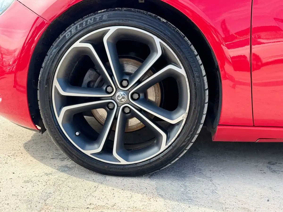 2015-vauxhall-gtc-20cdti-limited-edition-16v-ss-big-49