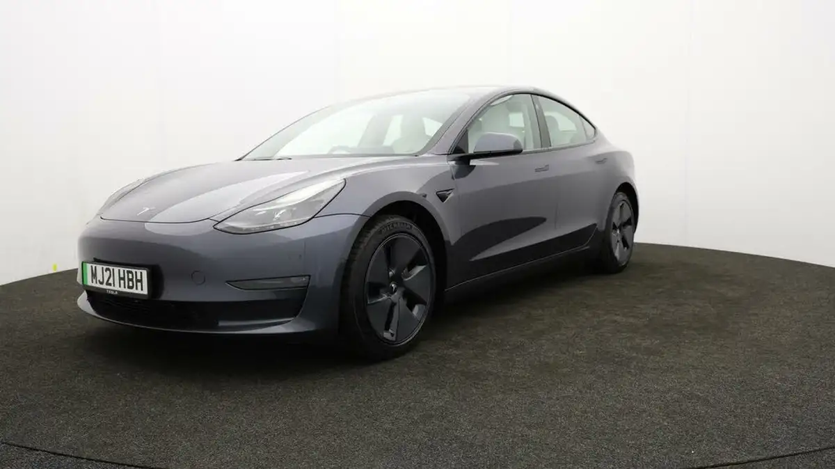 2021-tesla-model-3-e-long-range-4x4-big-52