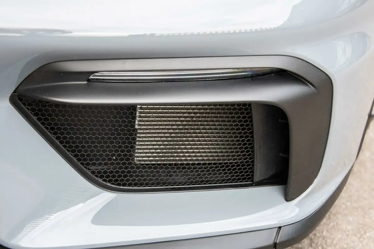 2023-porsche-cayman-718-40-cayman-gt4-pdk-big-39