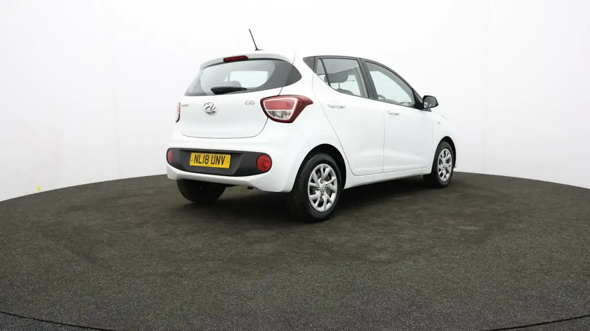 2018-hyundai-i10-10-se-66ps-big-76
